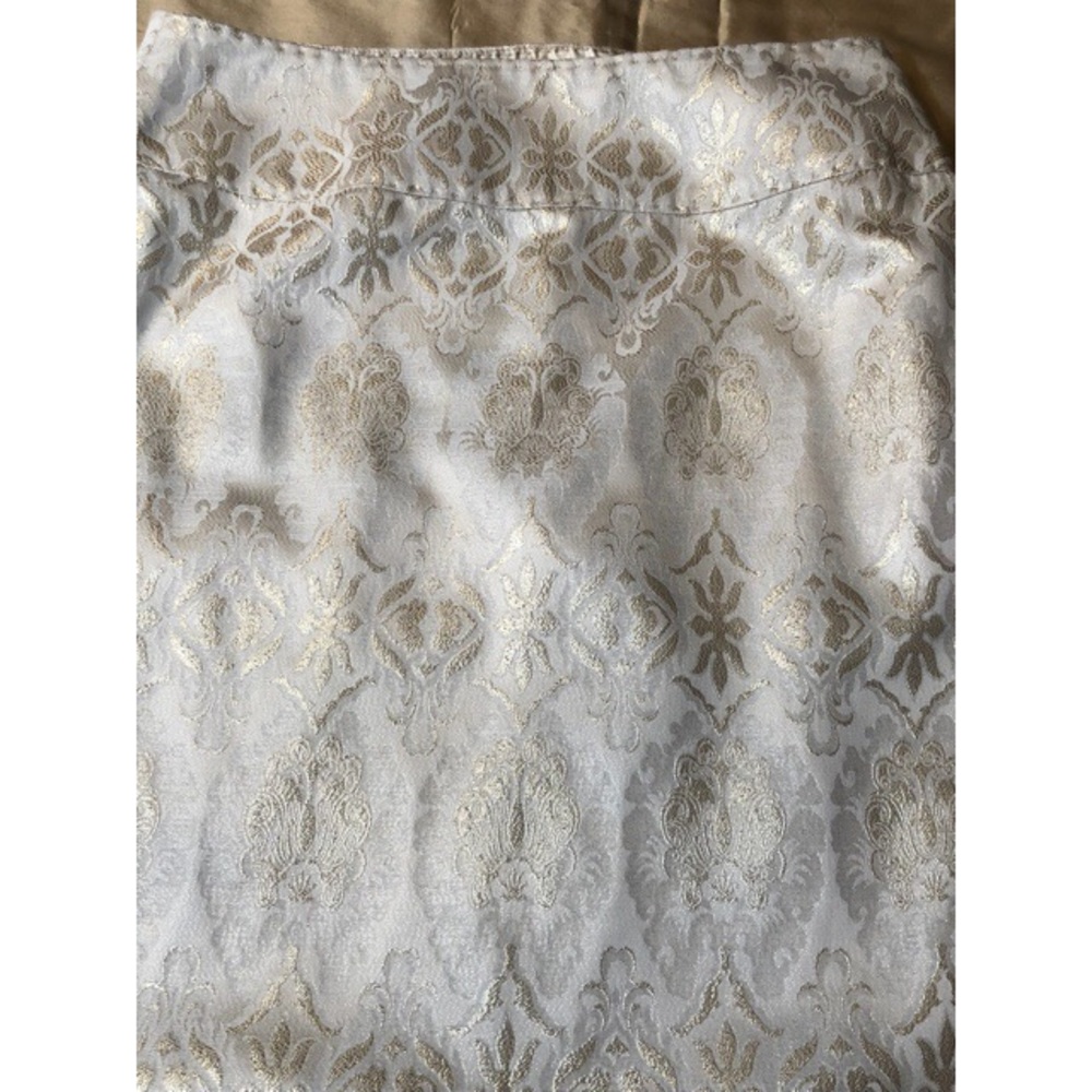 Tahari. Snowbed skirt. - Picture 2 of 8